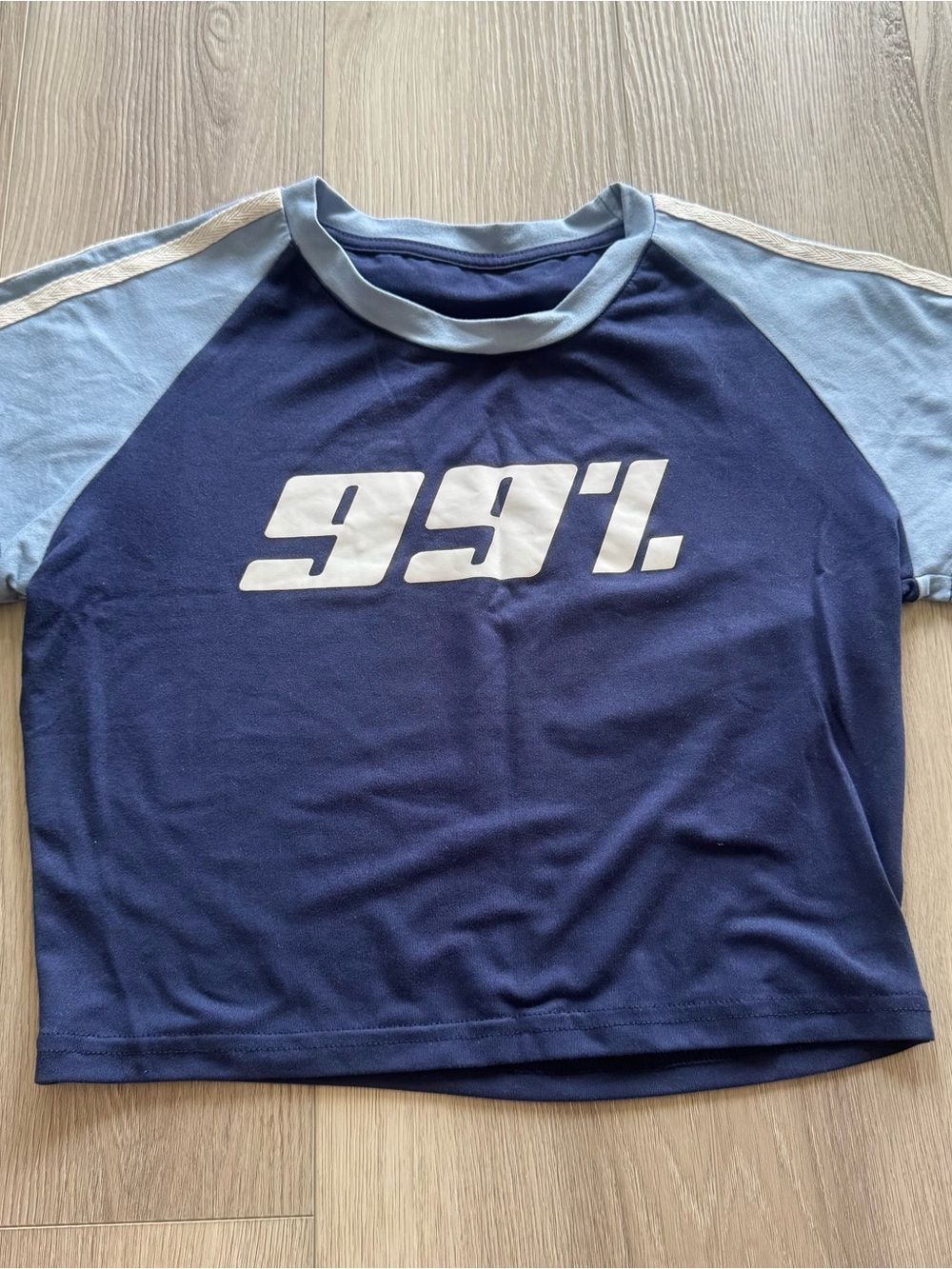 SHEIN Navy and Light Blue Raglan Tee with White Graphic